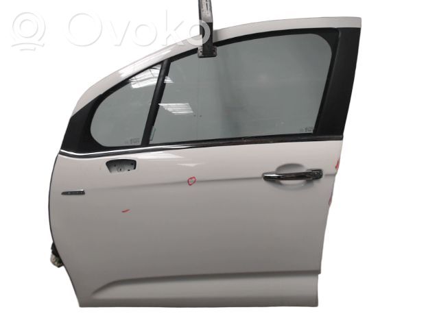 Priekinės durys   9002AZ,9002AZ