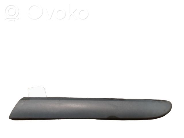 Renault Clio II Moldura de la aleta trasera 