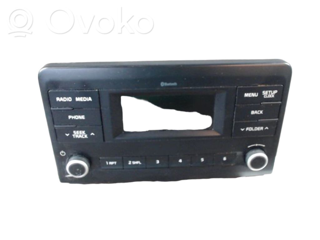 KIA Rio Radio / CD-Player / DVD-Player / Navigation