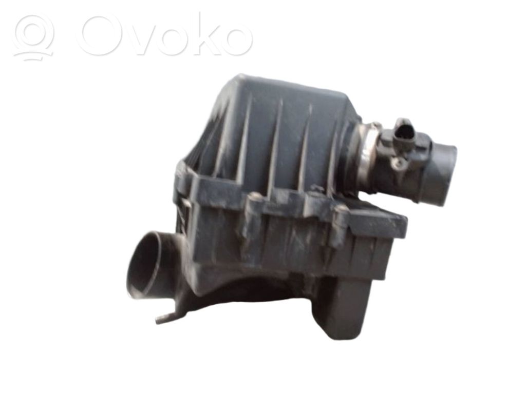Opel Corsa E Air filter box