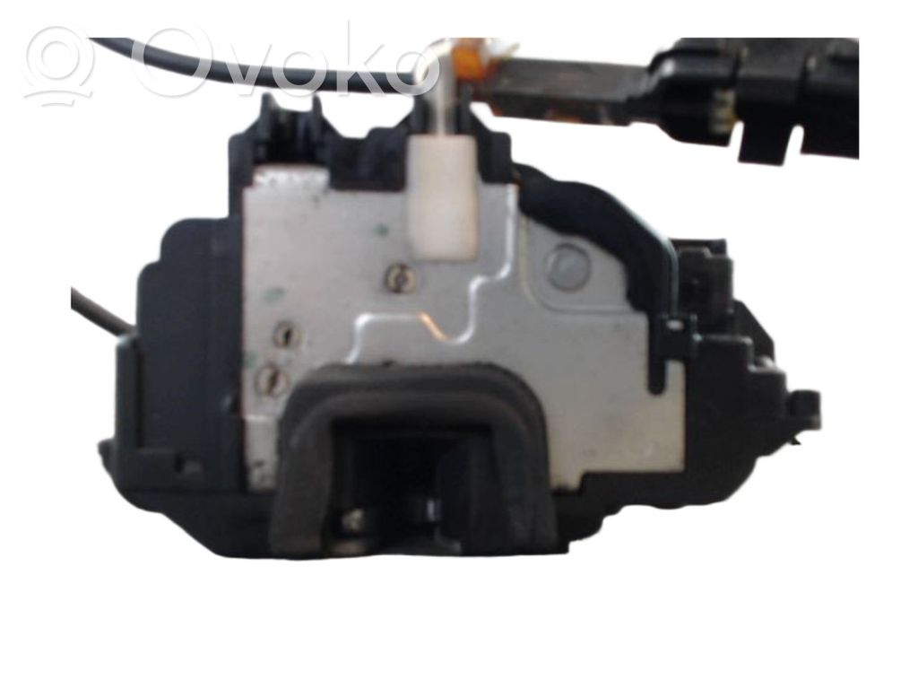 Renault Clio III Zamek drzwi przednich 