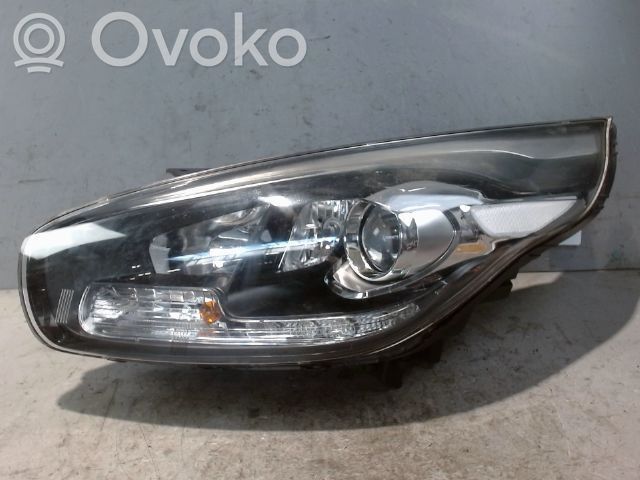 KIA Carens III Phare frontale 