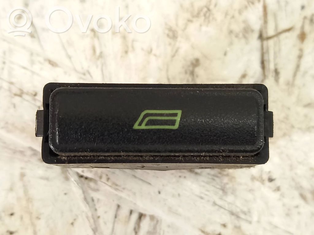 Audi A4 S4 B5 8D Electric window control switch 