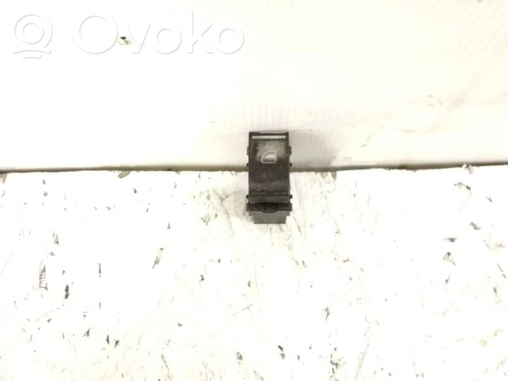 Volkswagen PASSAT B6 Electric window control switch 