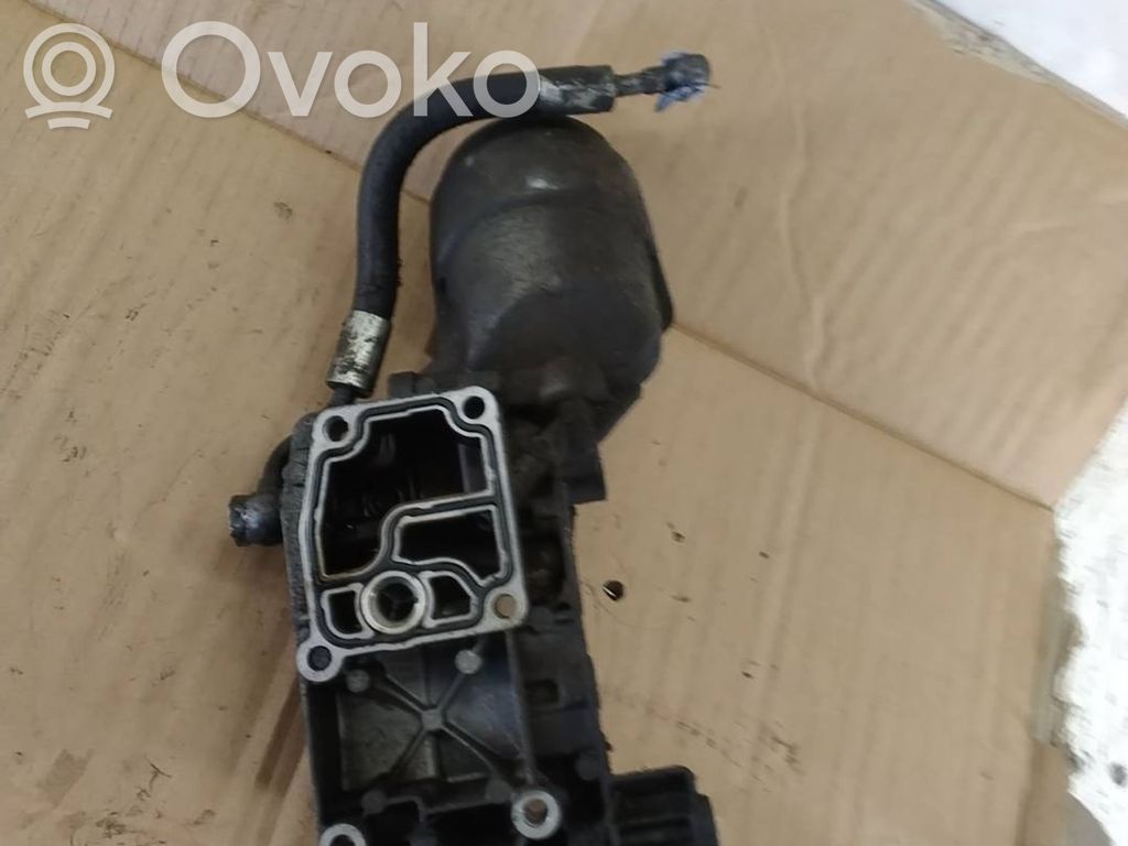 BMW 5 E39 Oil filter mounting bracket 