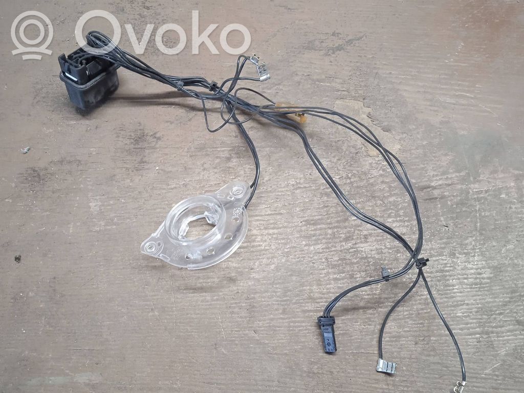 Headlight part