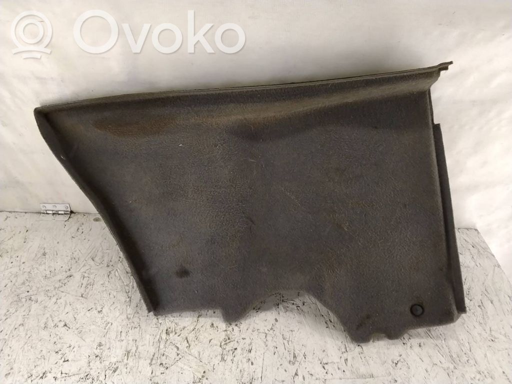 BMW 5 E39 Kita bagažinės apdailos detalė 
