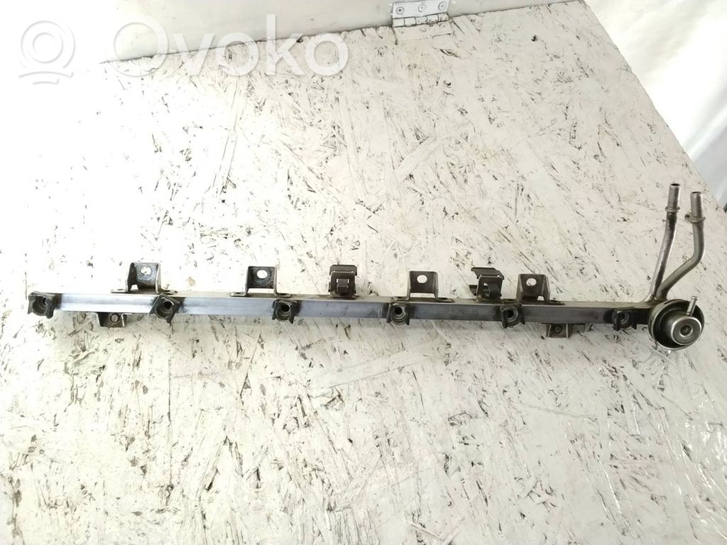 BMW 5 E39 Fuel main line pipe 