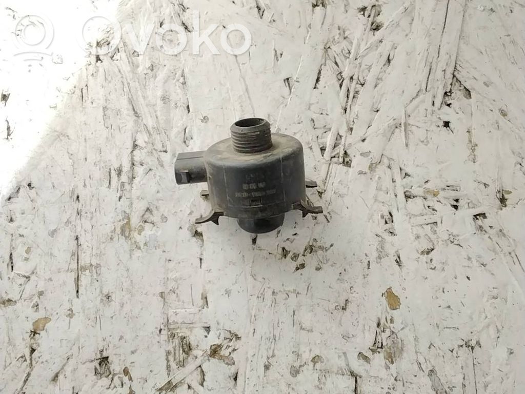 Interior temperature sensor   64111384253