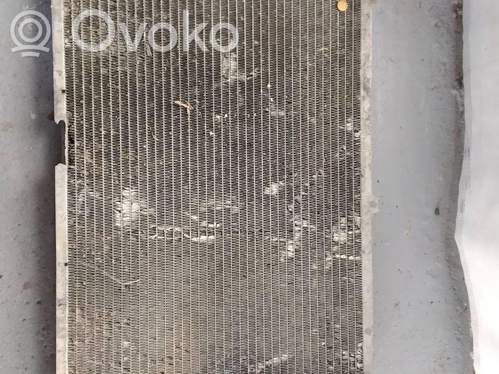 Opel Vectra B Aušinimo skysčio radiatorius 