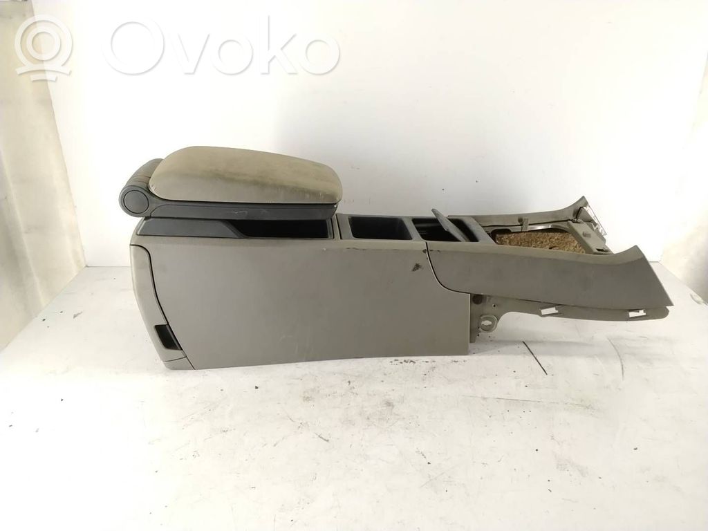 Volvo V70 Armrest 