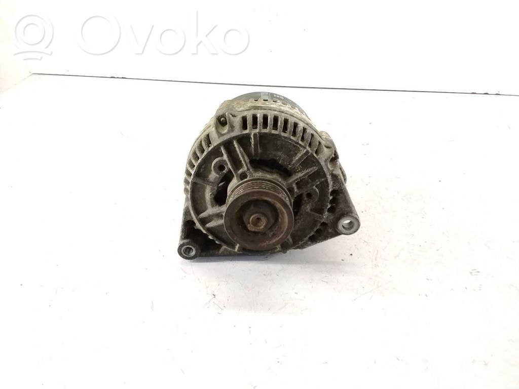 Audi A4 S4 B5 8D Generator/alternator 