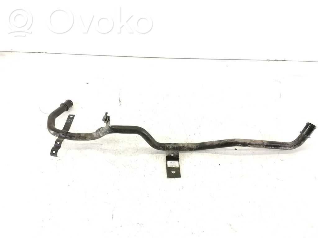 Audi A8 S8 D3 4E Engine coolant pipe/hose 