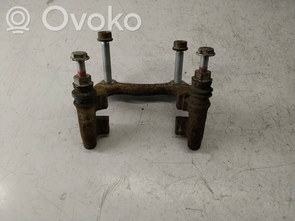 Audi A4 S4 B7 8E 8H Mocowanie / Zacisk hamulca tylnego 