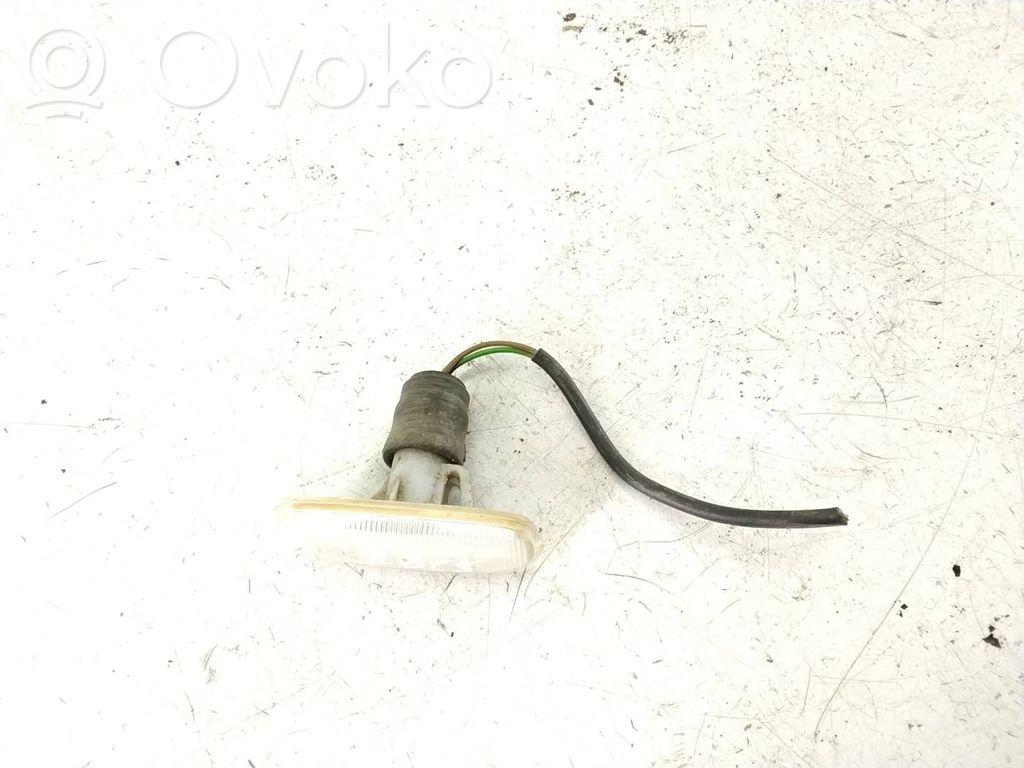 Audi A6 S6 C5 4B Seitenblinker 