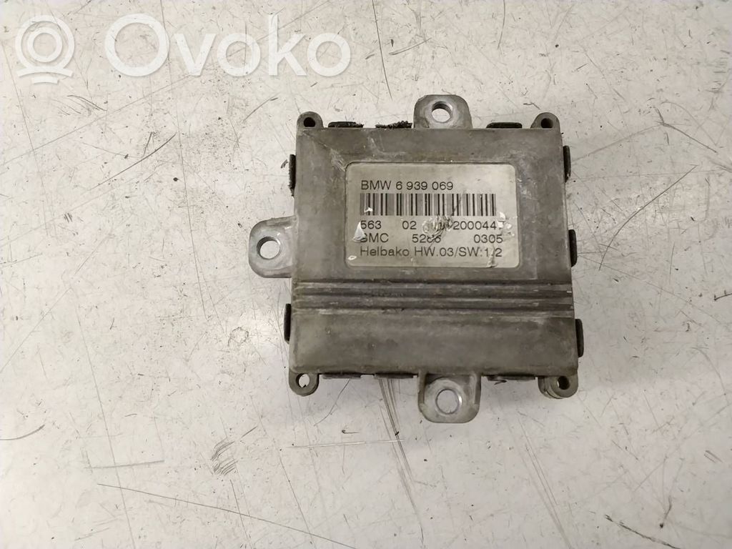 BMW X3 E83 Module de ballast de phare Xenon 