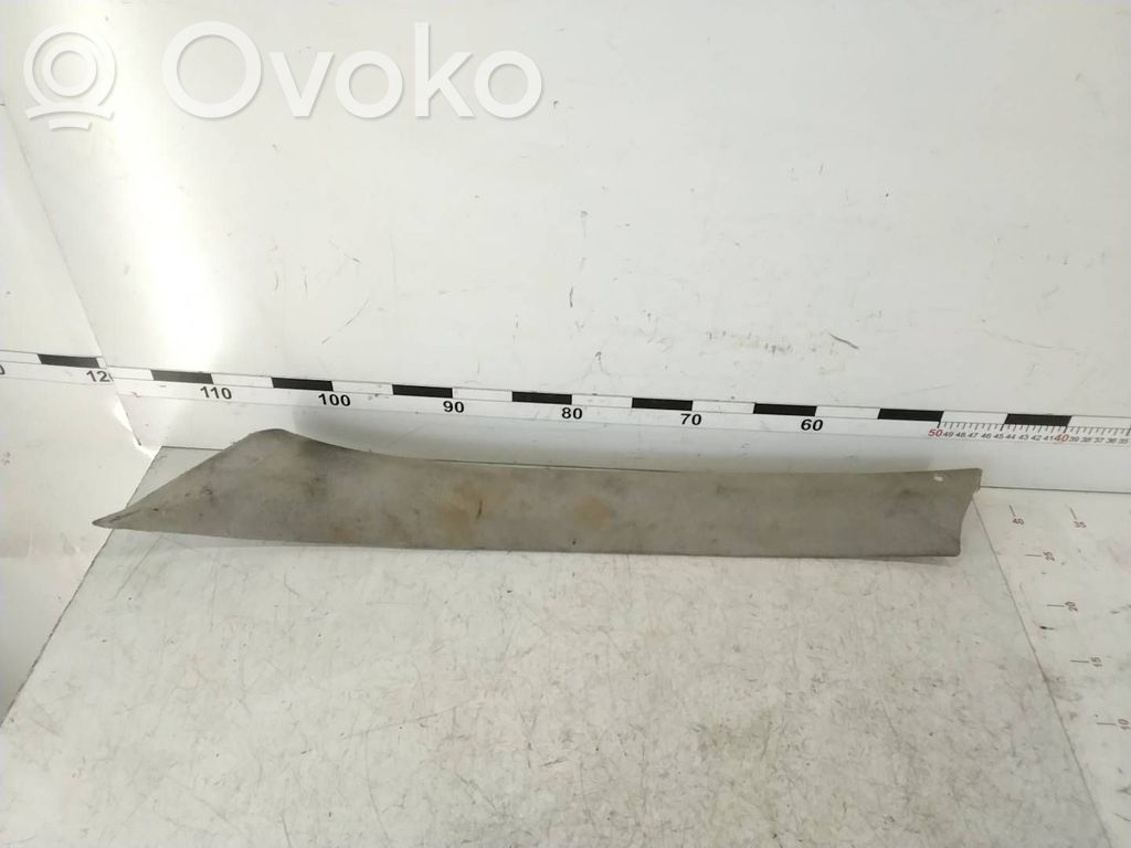 BMW 3 E36 Kita salono detalė 