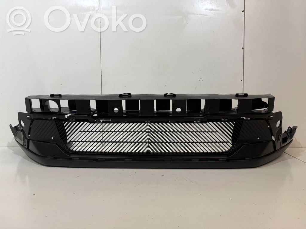 Citroen e-C3 Priekšējais bamperis 