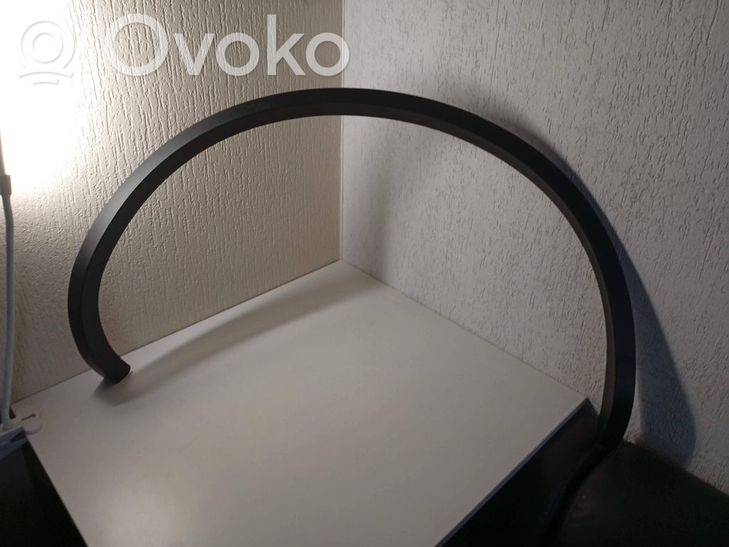 Volkswagen Touareg II Listwa błotnika tylnego 