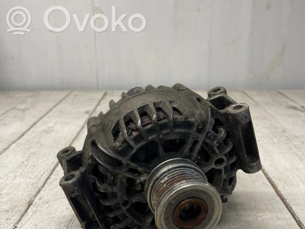 Mercedes-Benz C W204 Alternator 