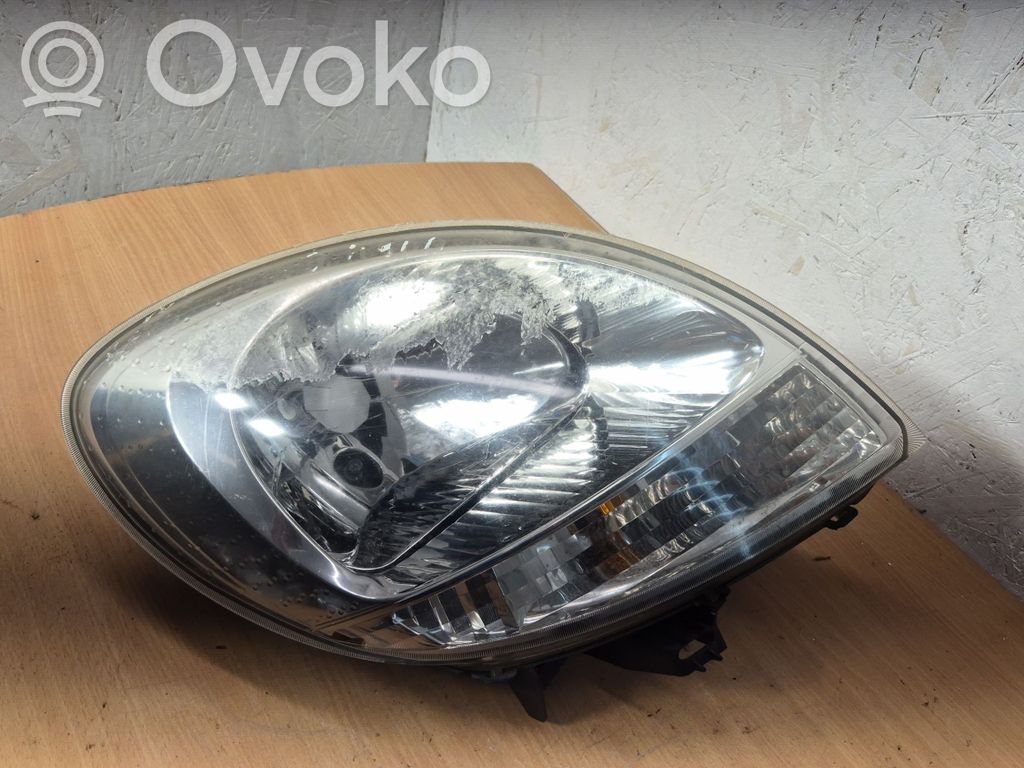 Nissan Kubistar Headlight/headlamp 
