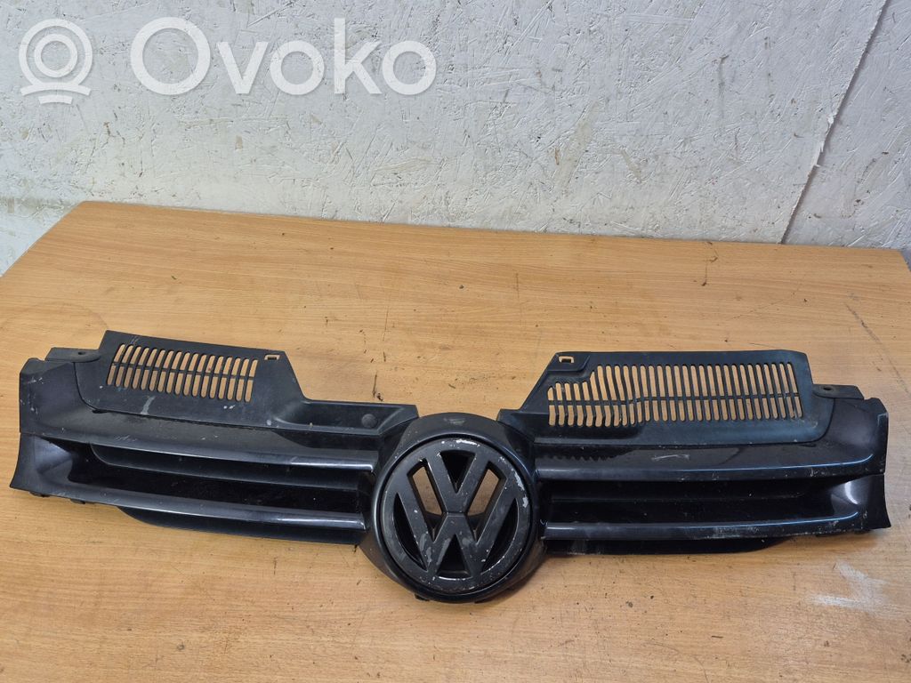 Volkswagen Golf V Atrapa chłodnicy / Grill 