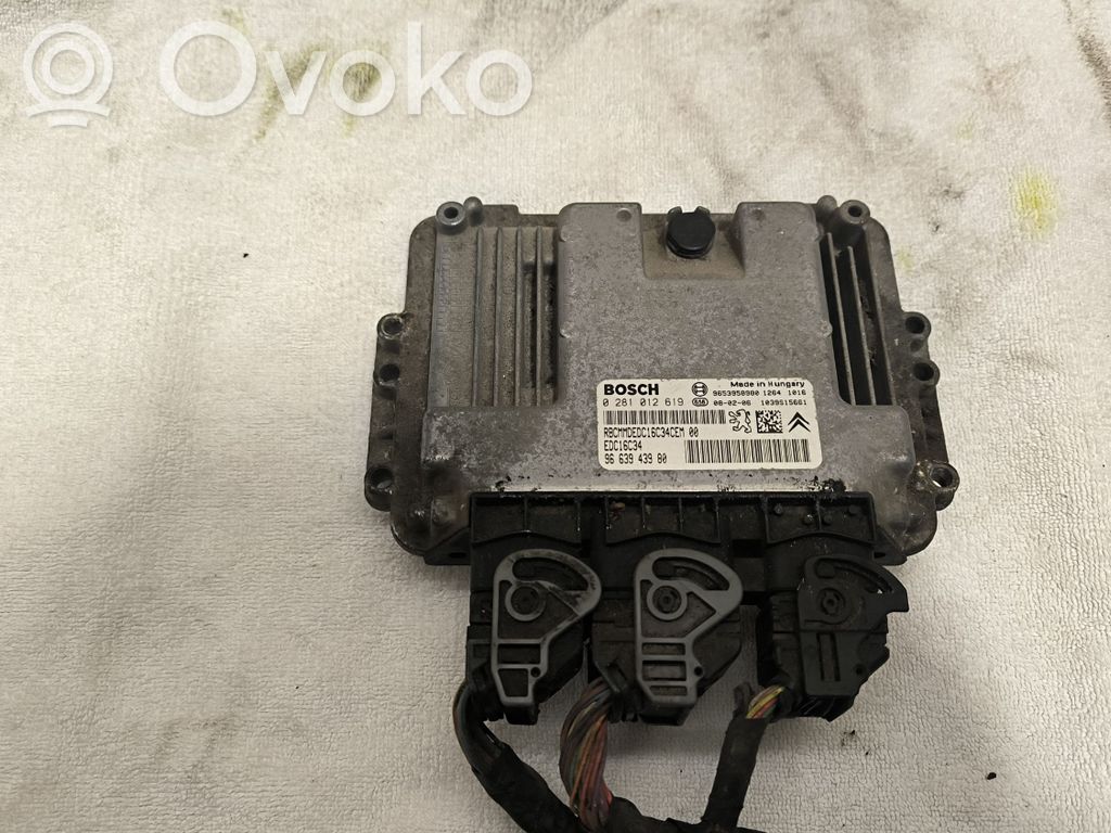 Citroen Berlingo Engine control unit/module 