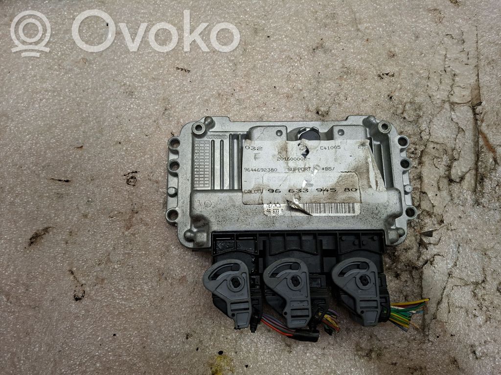 Peugeot 307 Engine control unit/module 