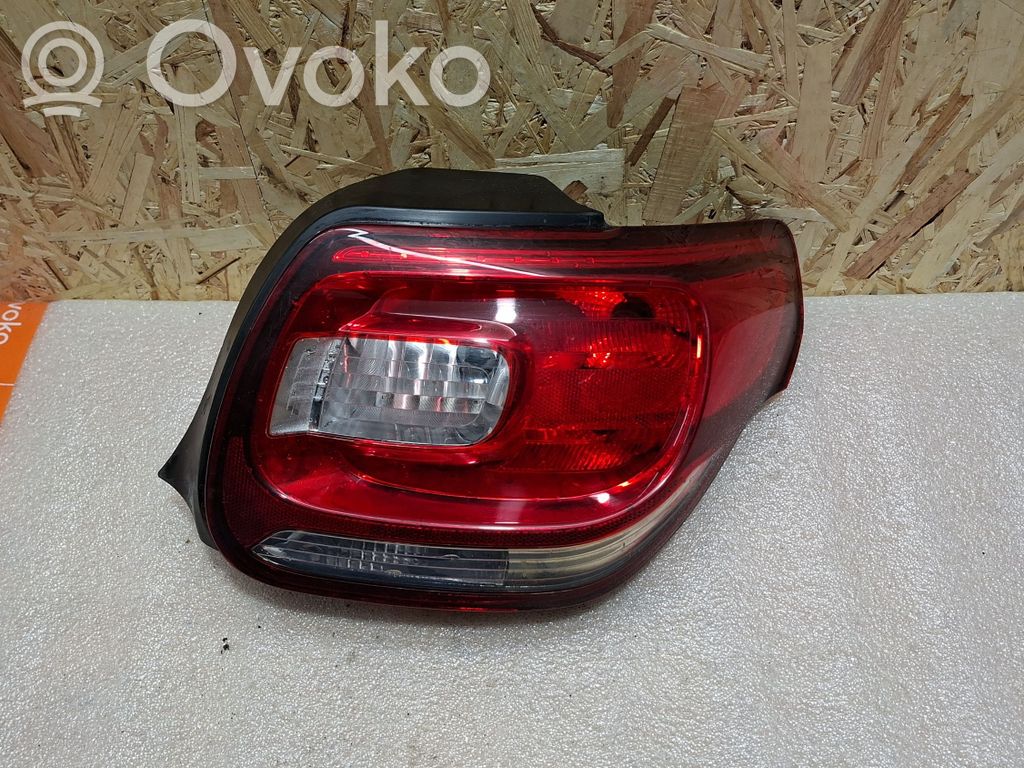 Rear/tail lights