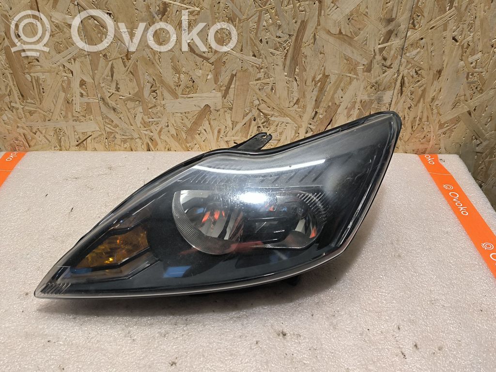 Ford Focus Headlight/headlamp 