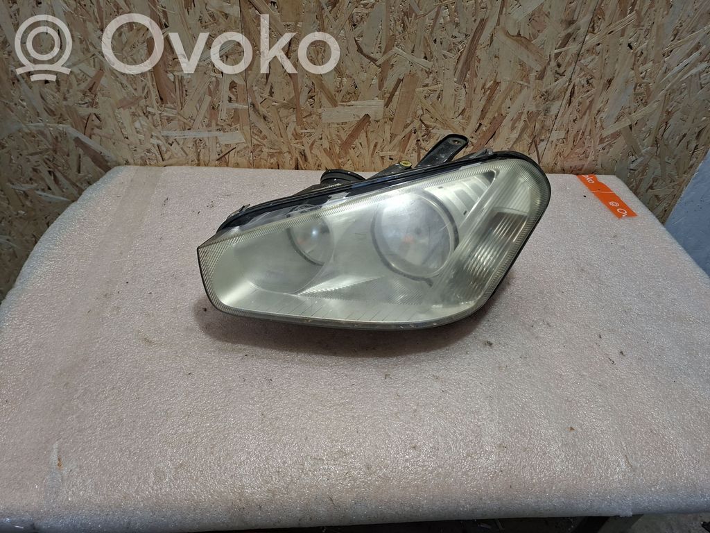 Ford C-MAX I Headlight/headlamp 