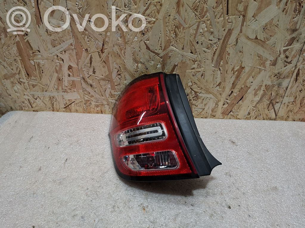 Rear/tail lights