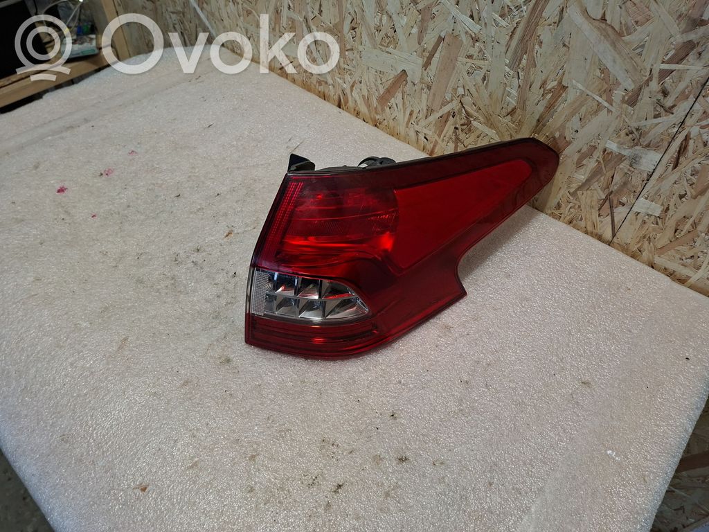 Rear/tail lights