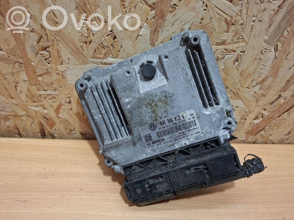 Volkswagen Polo IV 9N3 Engine control unit/module 
