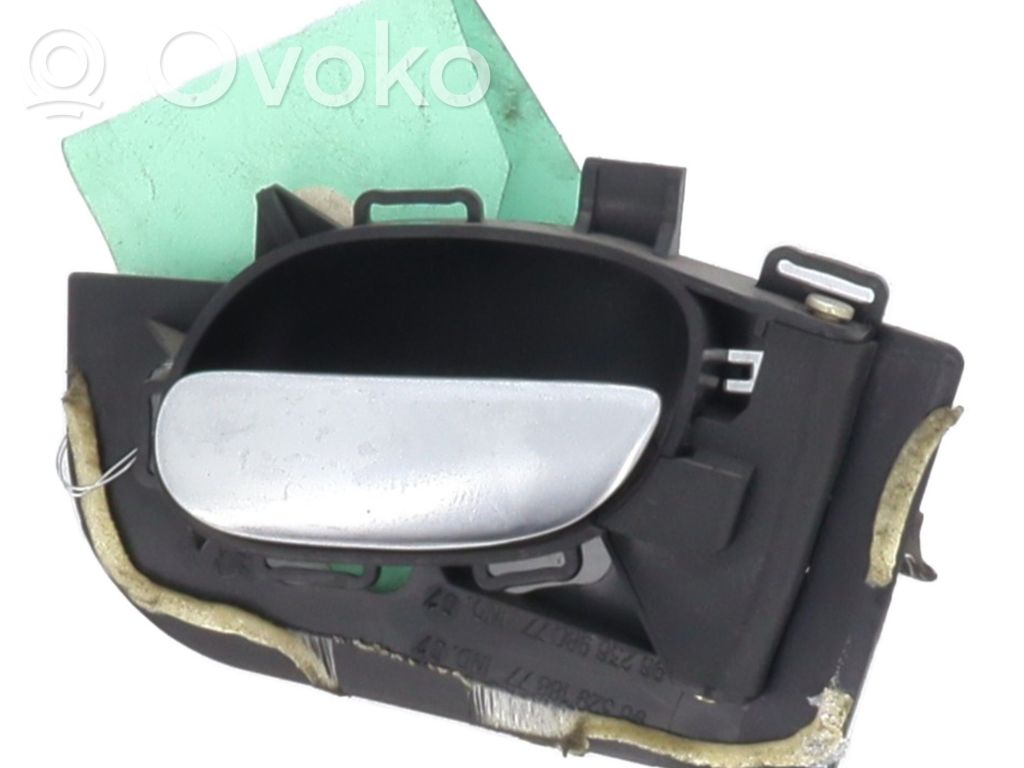 Peugeot 206 Manecilla interna puerta trasera 