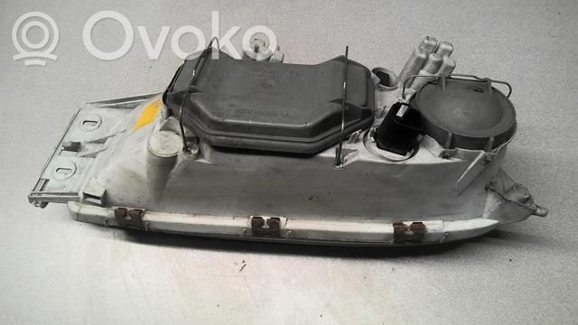 Mazda 121 SM Phare frontale 