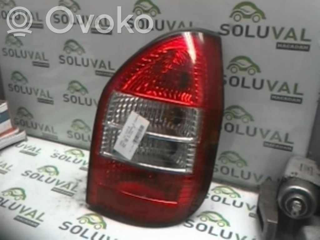 Opel Zafira A Luci posteriori