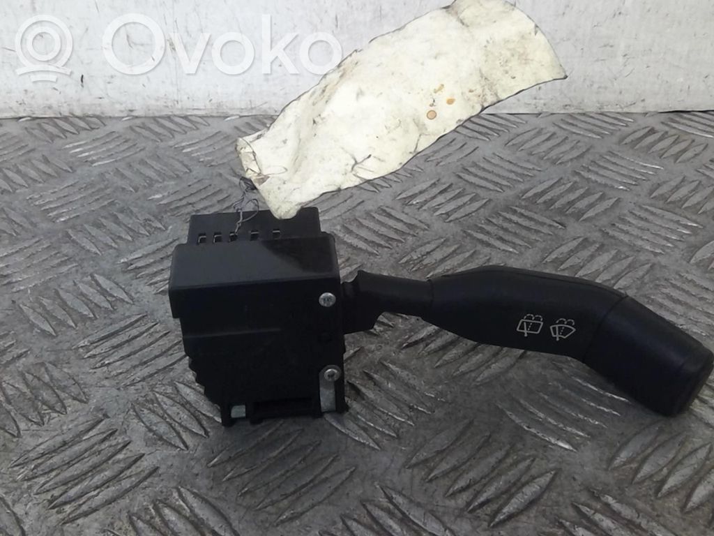 Renault Clio I Wiper control stalk 