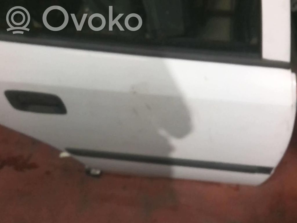 Opel Astra G Puerta trasera 