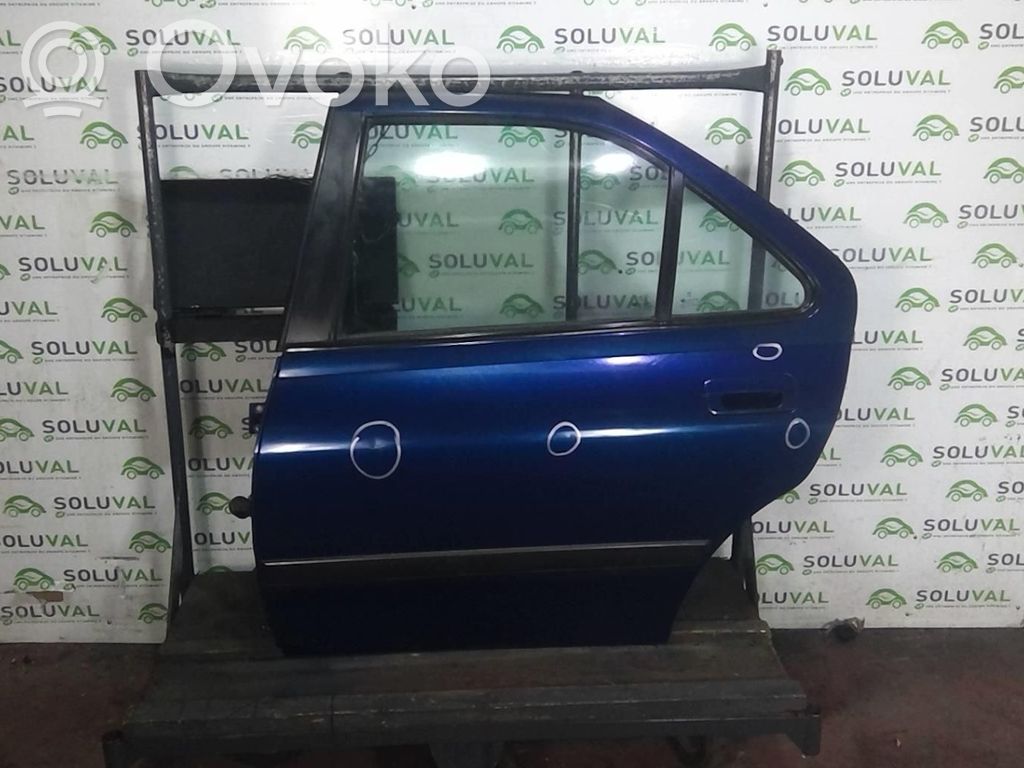 Peugeot 406 Puerta trasera 