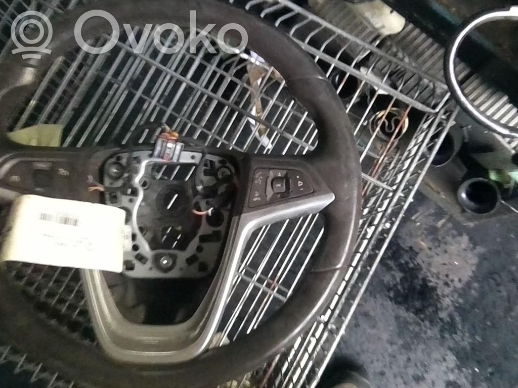 Opel Insignia A Ohjauspyörä 