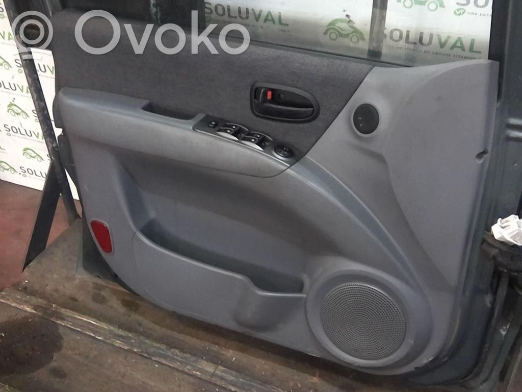 Hyundai Matrix Puerta delantera 