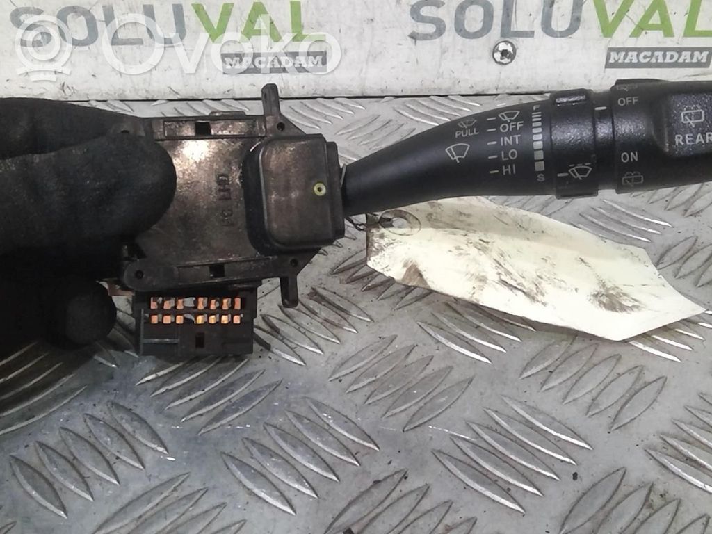 Hyundai Matrix Pyyhkijän vipu 