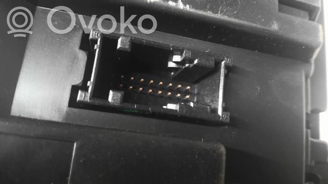 Speedometer (instrument cluster)   62109316127