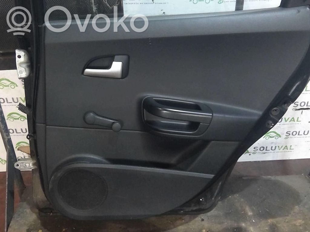 KIA Ceed Galinės durys 
