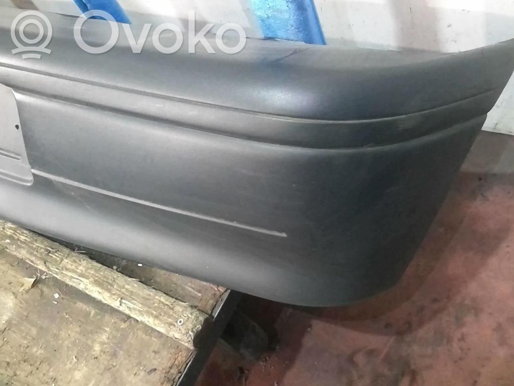 Renault Clio I Bamperis 