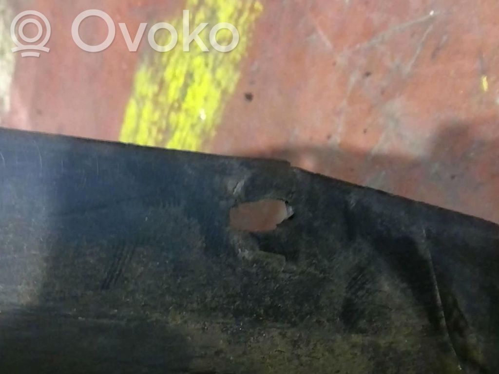 Volvo V50 Apărători interioare aripă roată față 