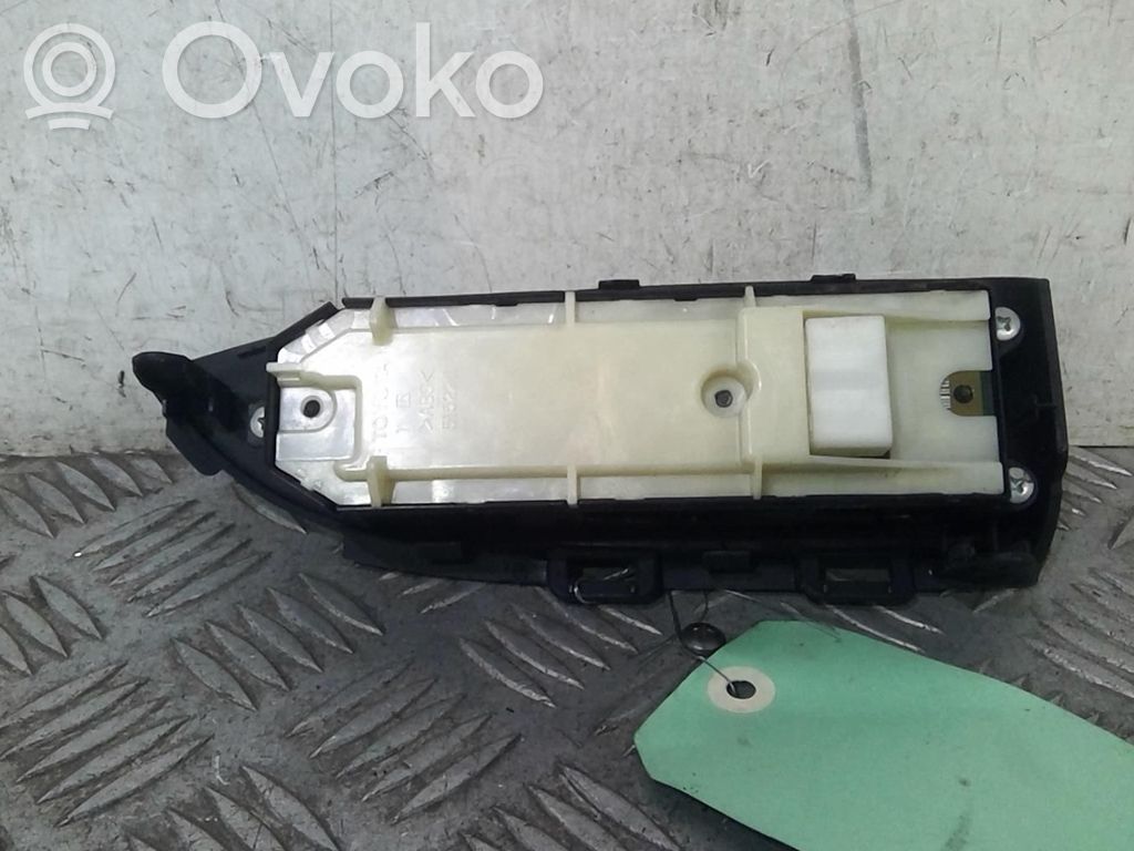 Toyota Prius (XW30) Comutator comandă geamuri electrice 