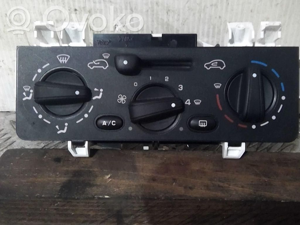 Climate control unit   00006451KR