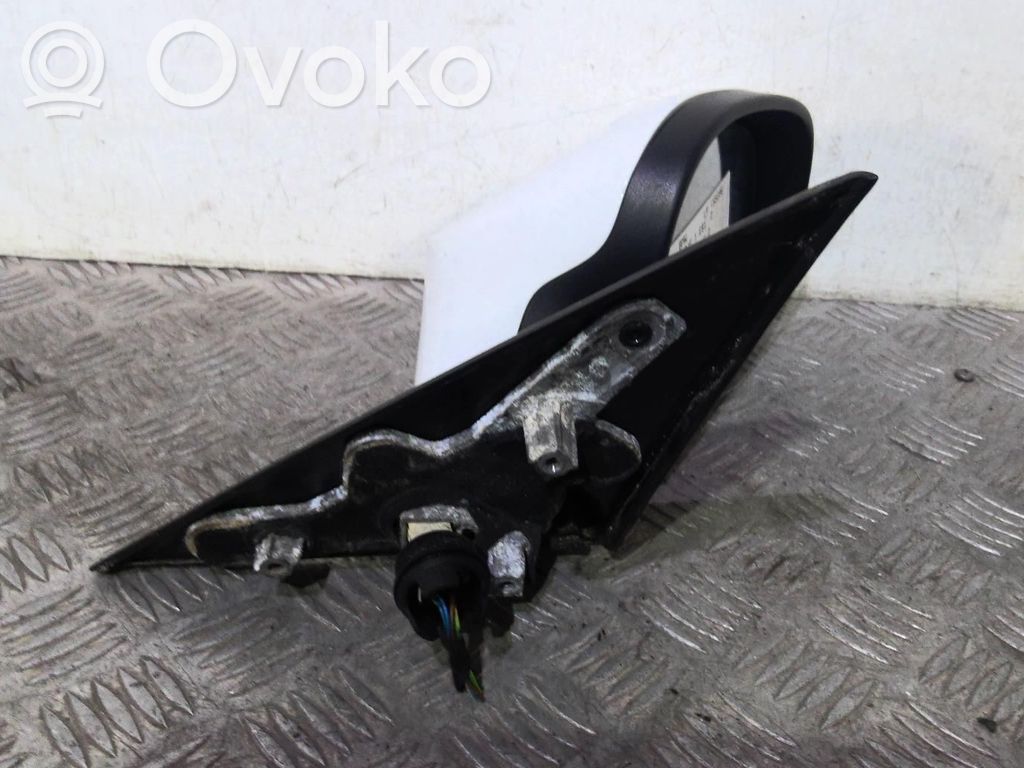 BMW 1 E81 E87 Front door electric wing mirror 